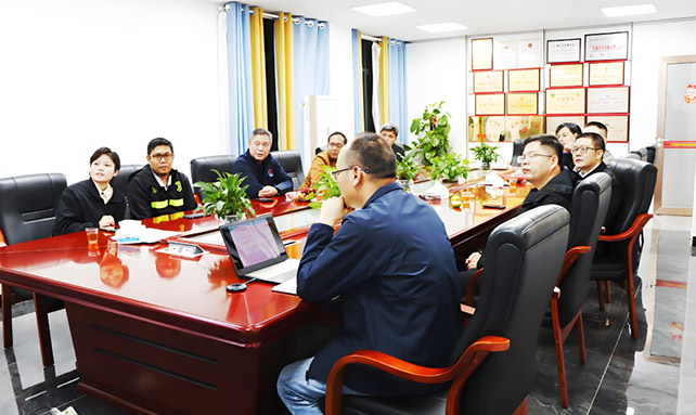 热烈欢迎印度友人莅临我厂参观指导